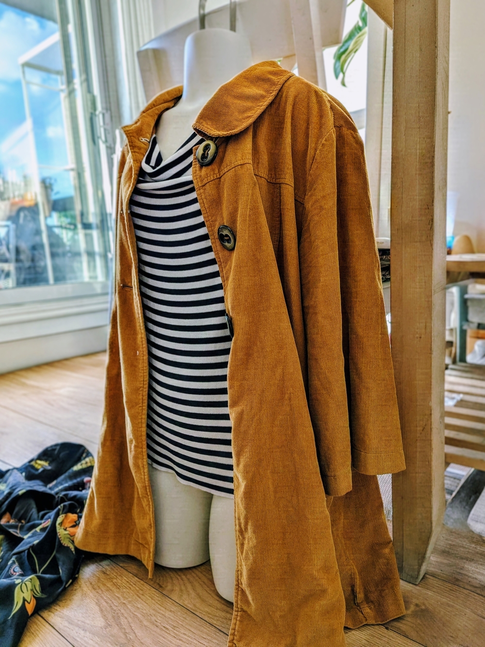 CATO Ochre Corduroy Swing Coat XL | Manteau Velours Côtelé Ocre XL